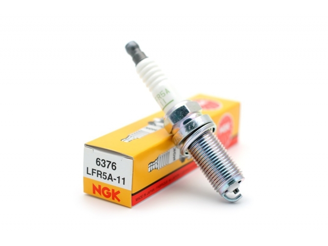 Свеча зажигания (NGK 6376 LFR5A-11) 18841-11051 KIA SPORTAGE 2.4 2011-2016